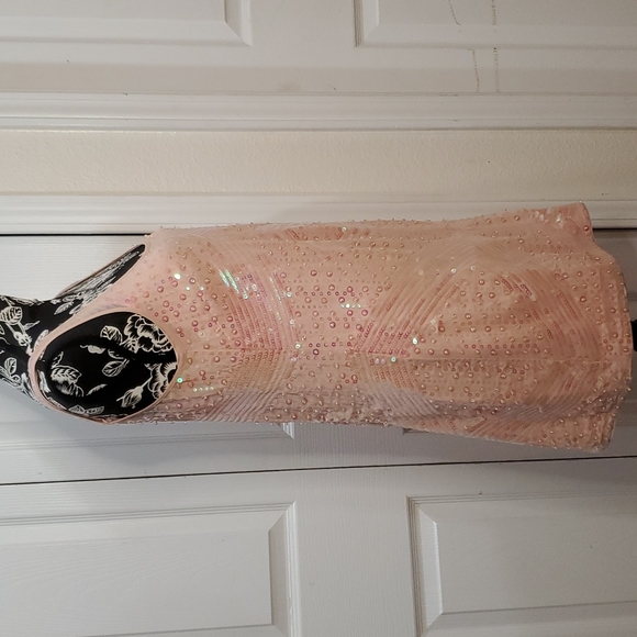 Bebe Pink Iridescent Sequin Shift Dress S - Picture 5 of 13